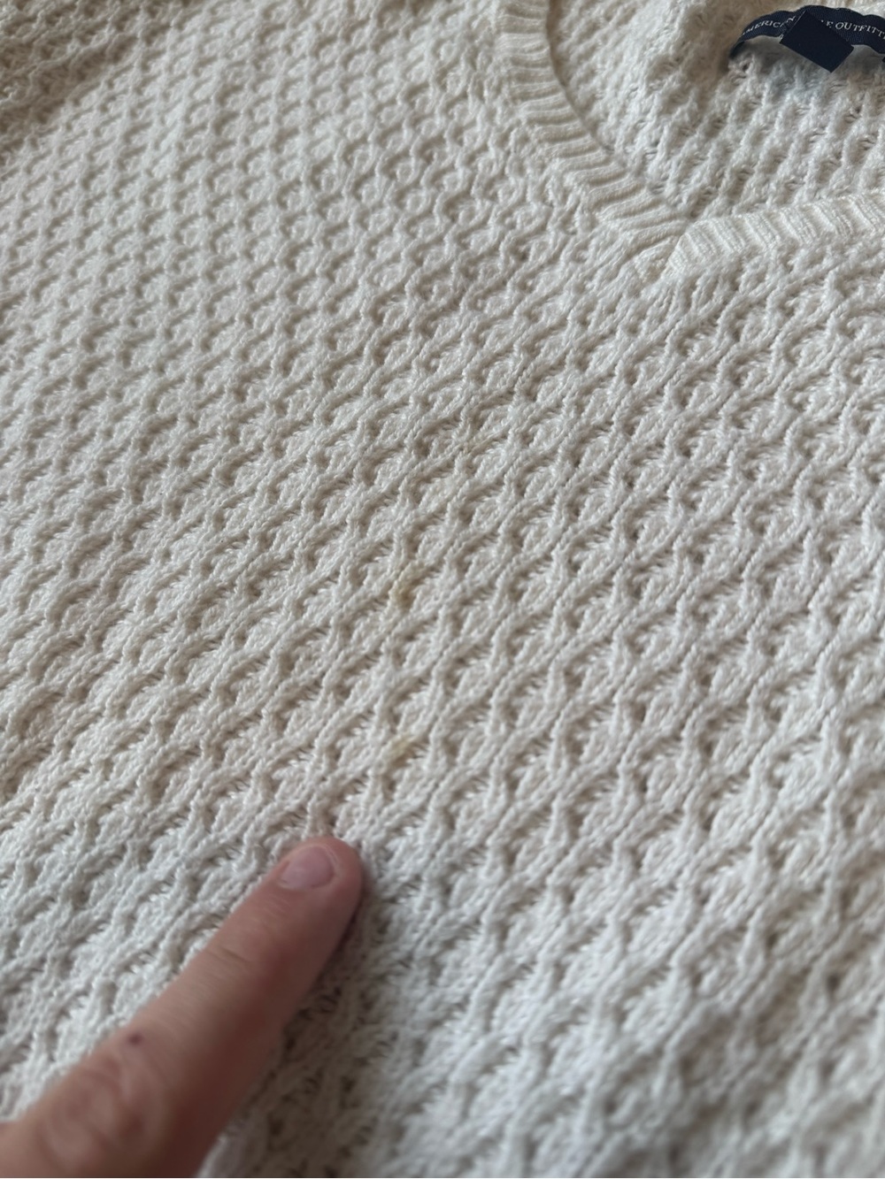 American Eagle Cream Cable Knit Sweater - Picture 4 of 4